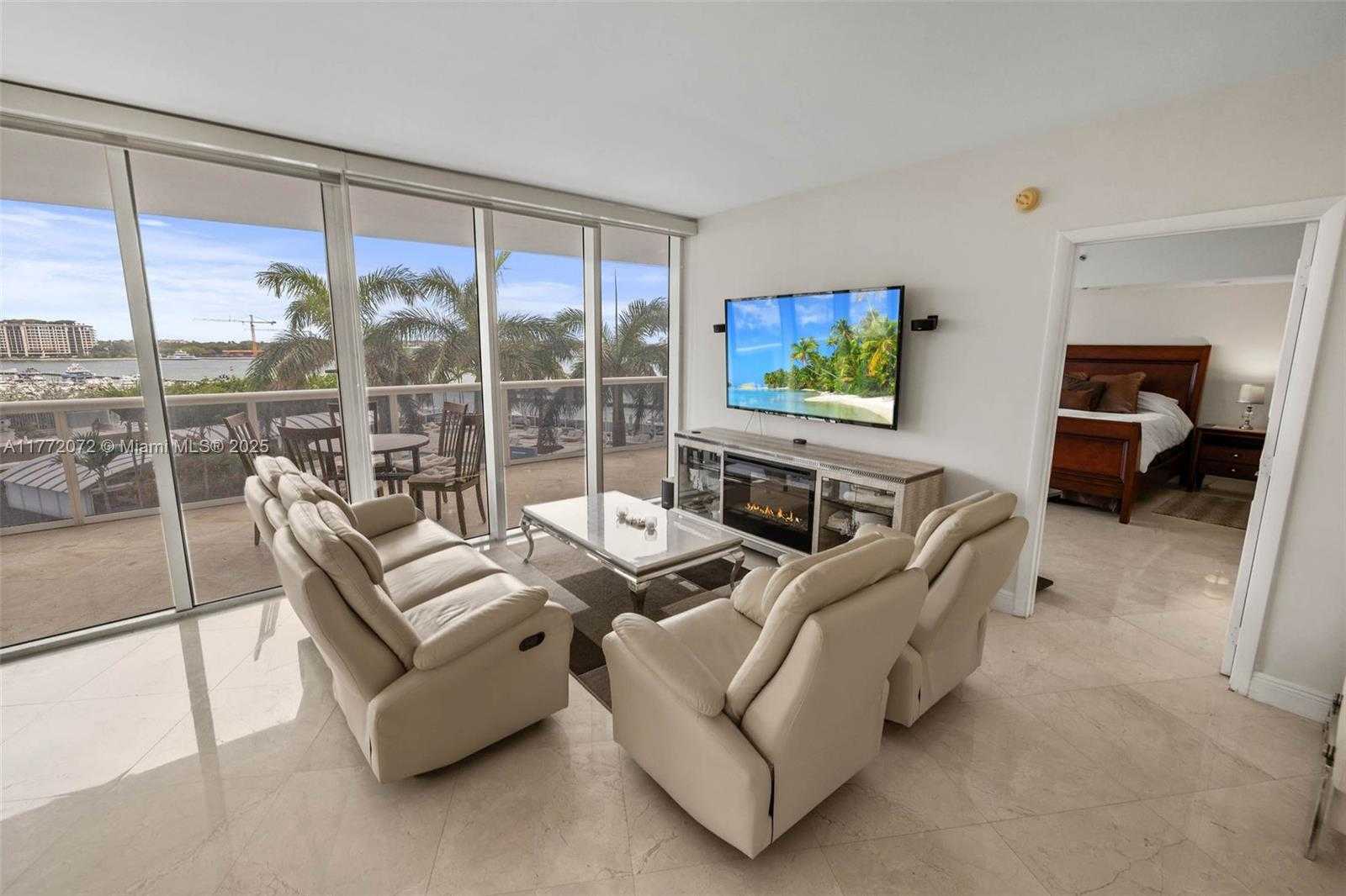 Small Image of 400 ALTON RD #808, Miami Beach Number 3