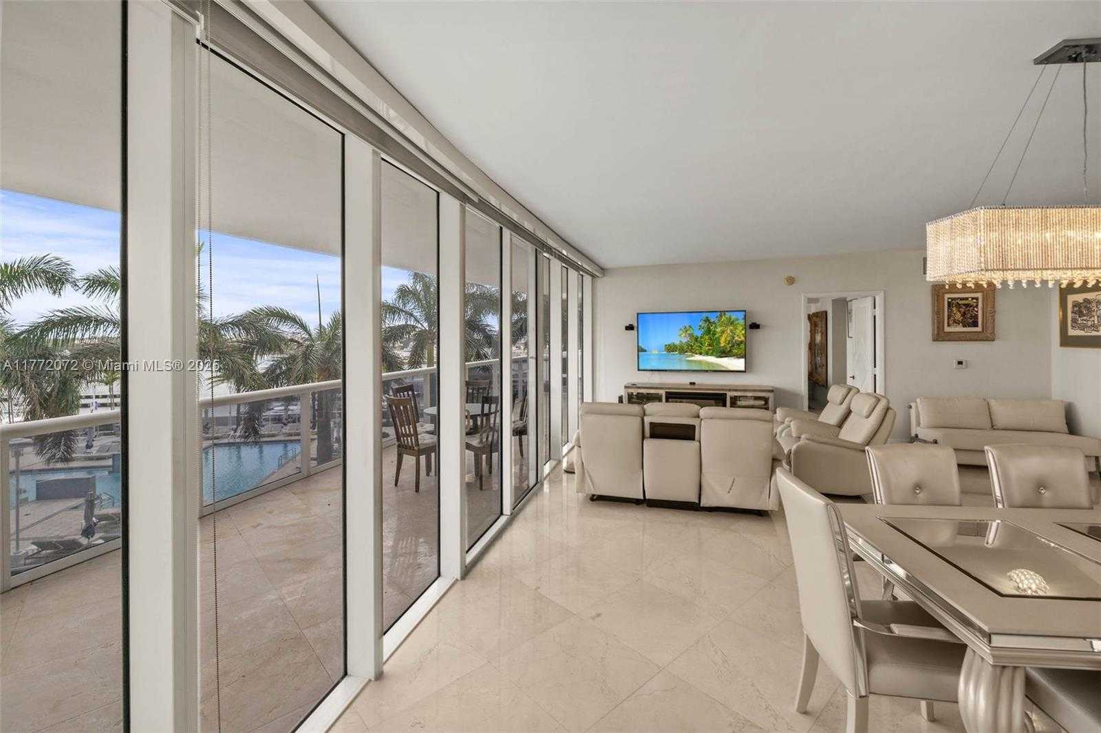 Small Image of 400 ALTON RD #808, Miami Beach Number 6