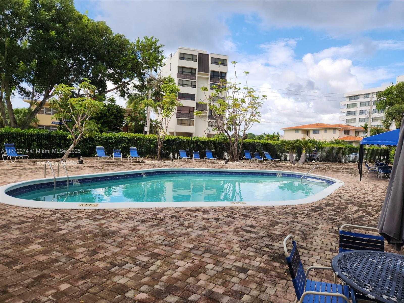 Small Image of 1001 91ST ST #706, Bay Harbor Islands Number 19
