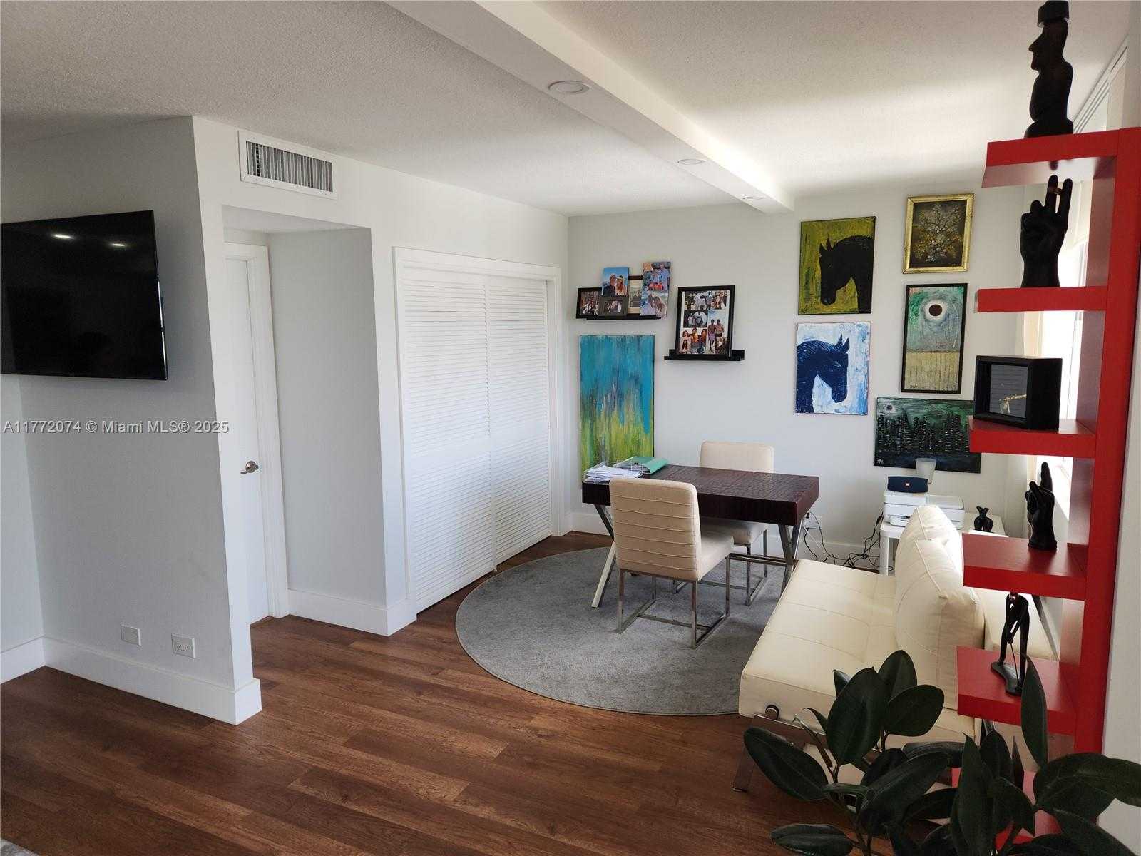 Small Image of 1001 91ST ST #706, Bay Harbor Islands Number 9