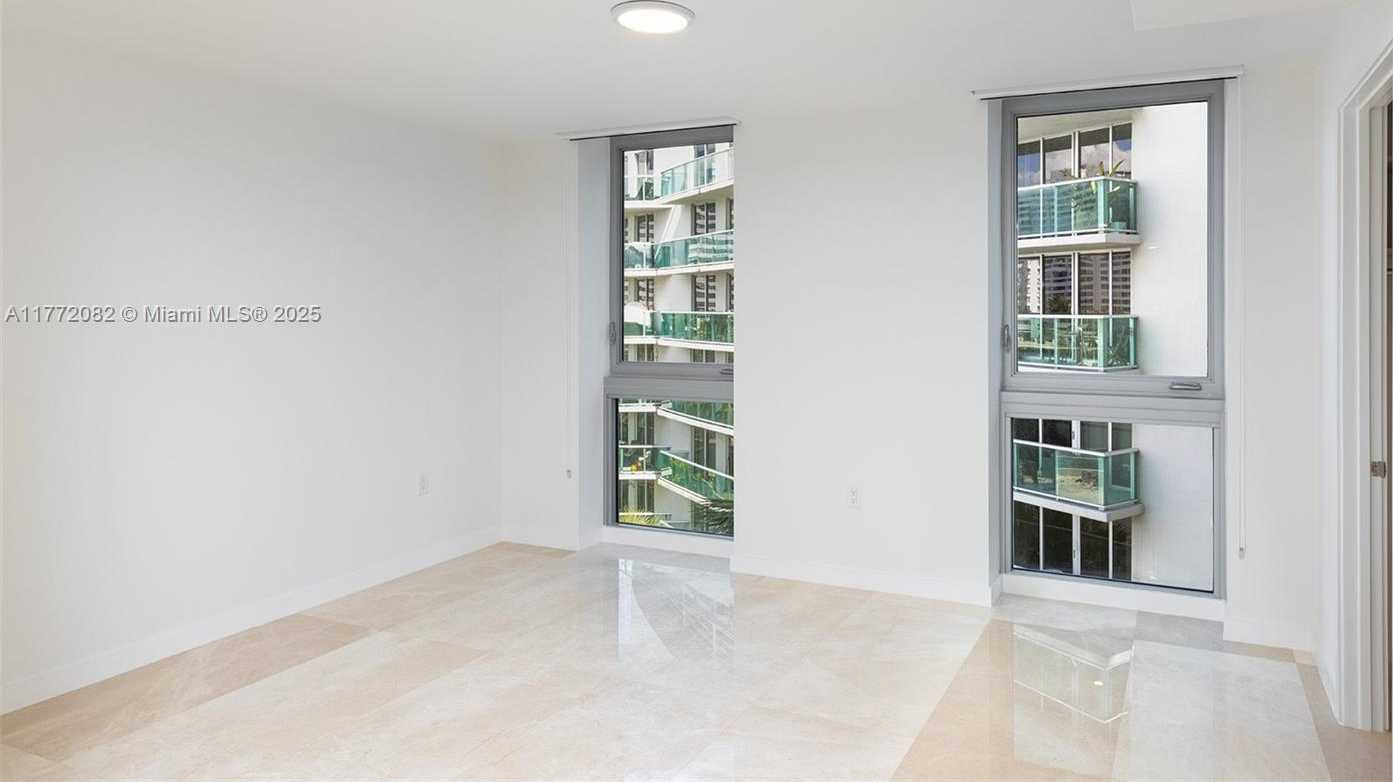 Small Image of 1500 BAY RD #N-0301, Miami Beach Number 17