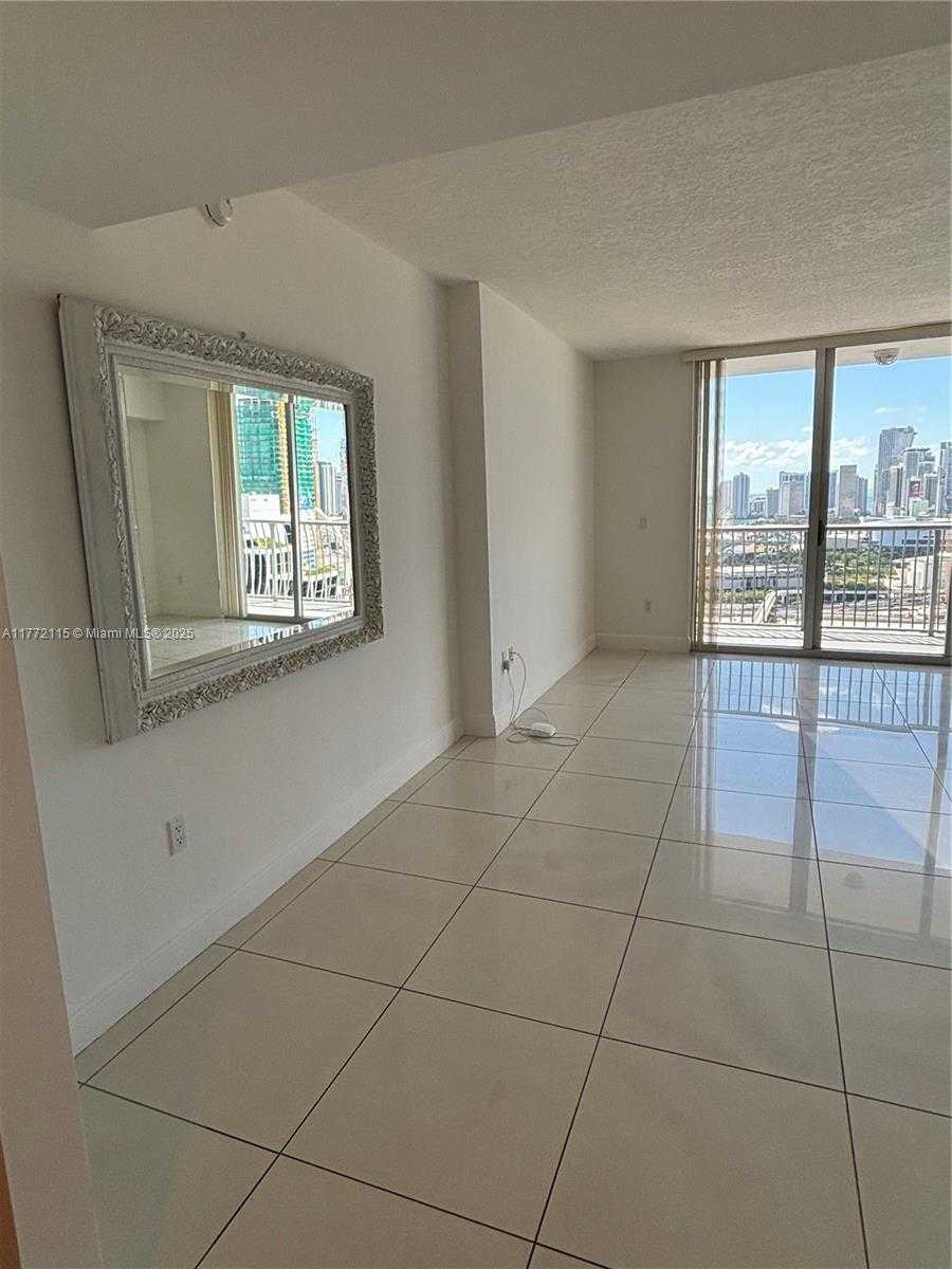 Small Image of 1750 NORTH BAYSHORE DR #3408, Miami Number 6