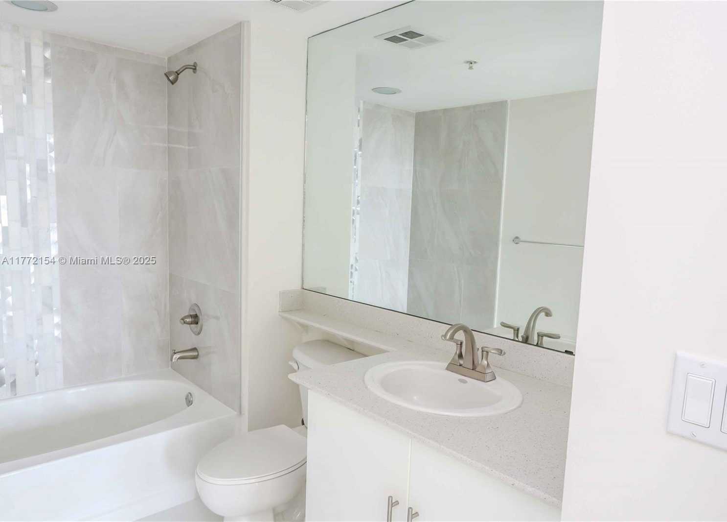 Small Image of 325 SOUTH BISCAYNE BLVD #1922, Miami Number 24