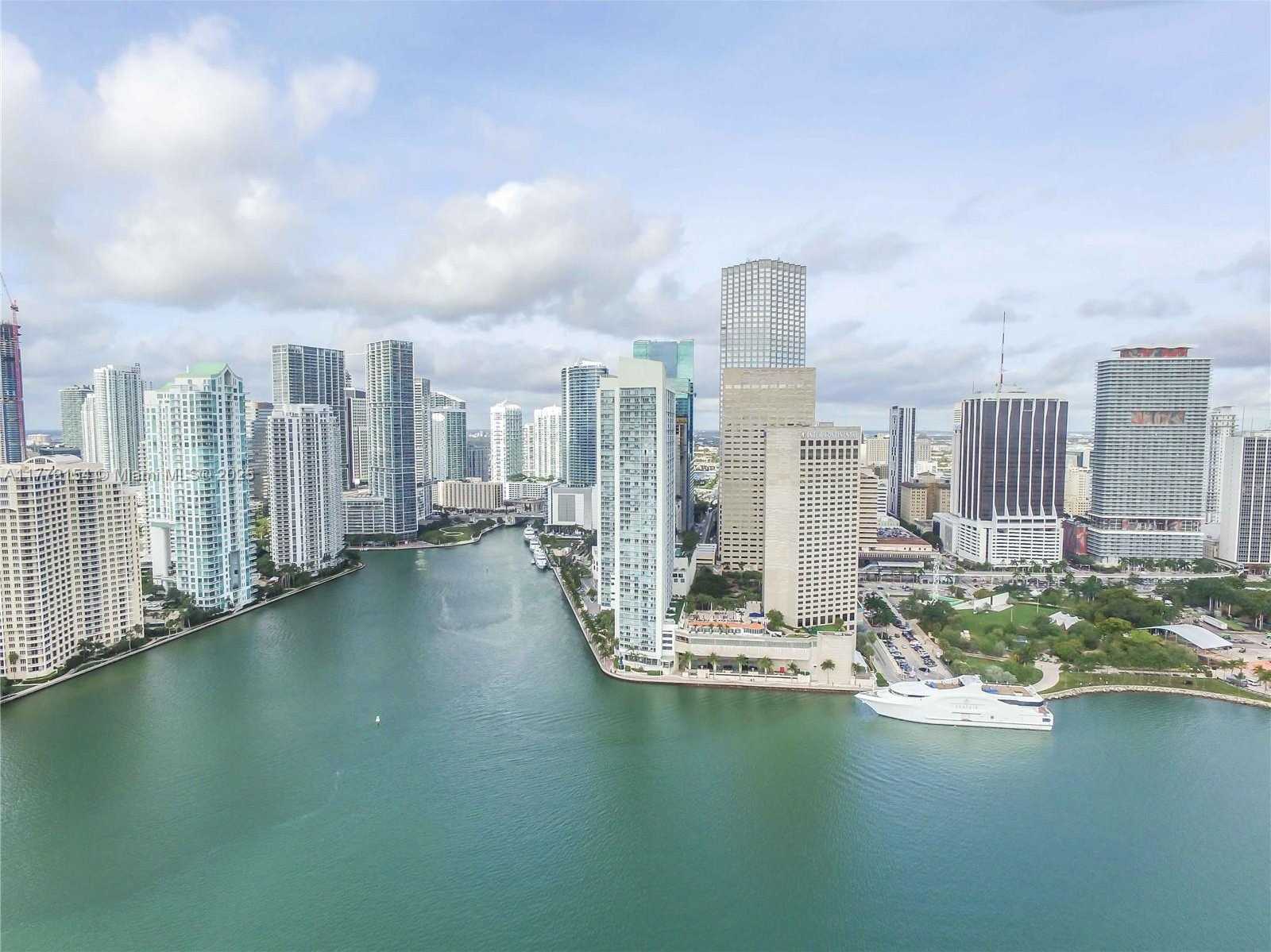 Small Image of 325 SOUTH BISCAYNE BLVD #1922, Miami Number 34
