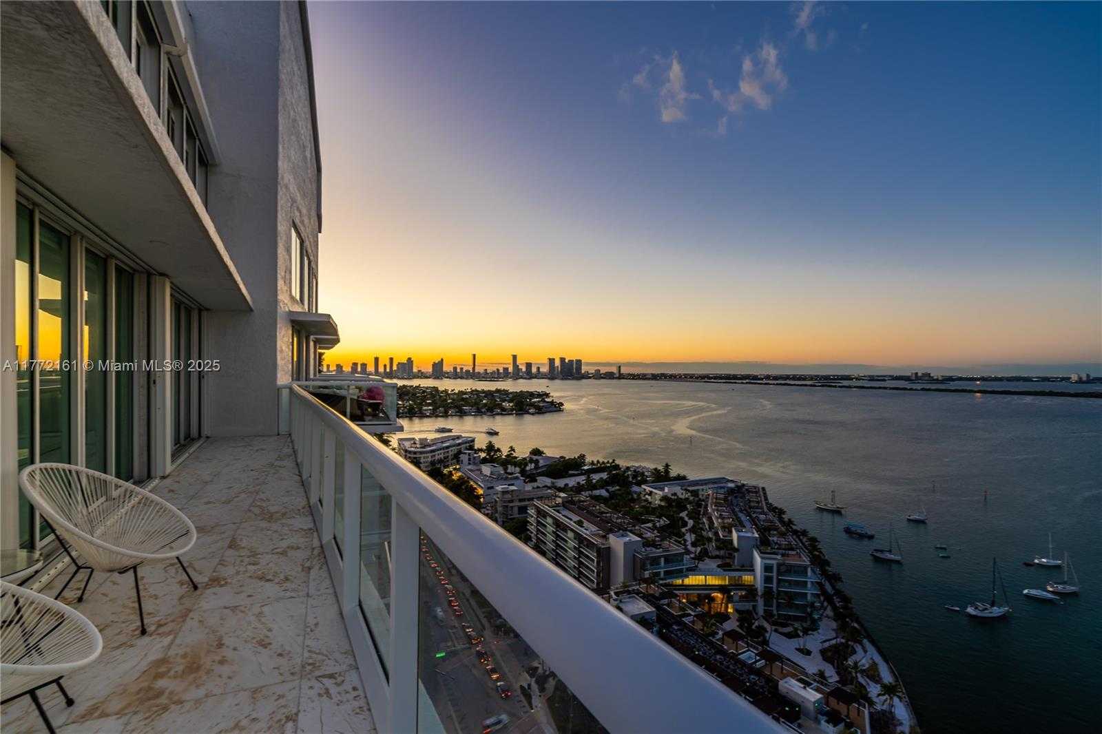 Small Image of 10 VENETIAN WAY #PH4, Miami Beach Number 19