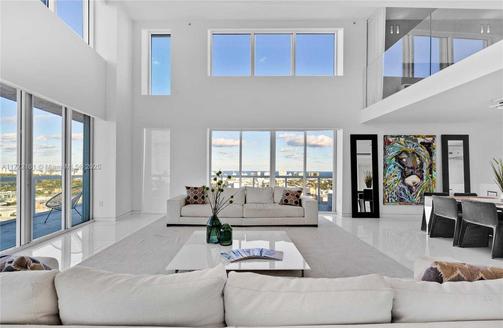Small Image of 10 VENETIAN WAY #PH4, Miami Beach Number 3
