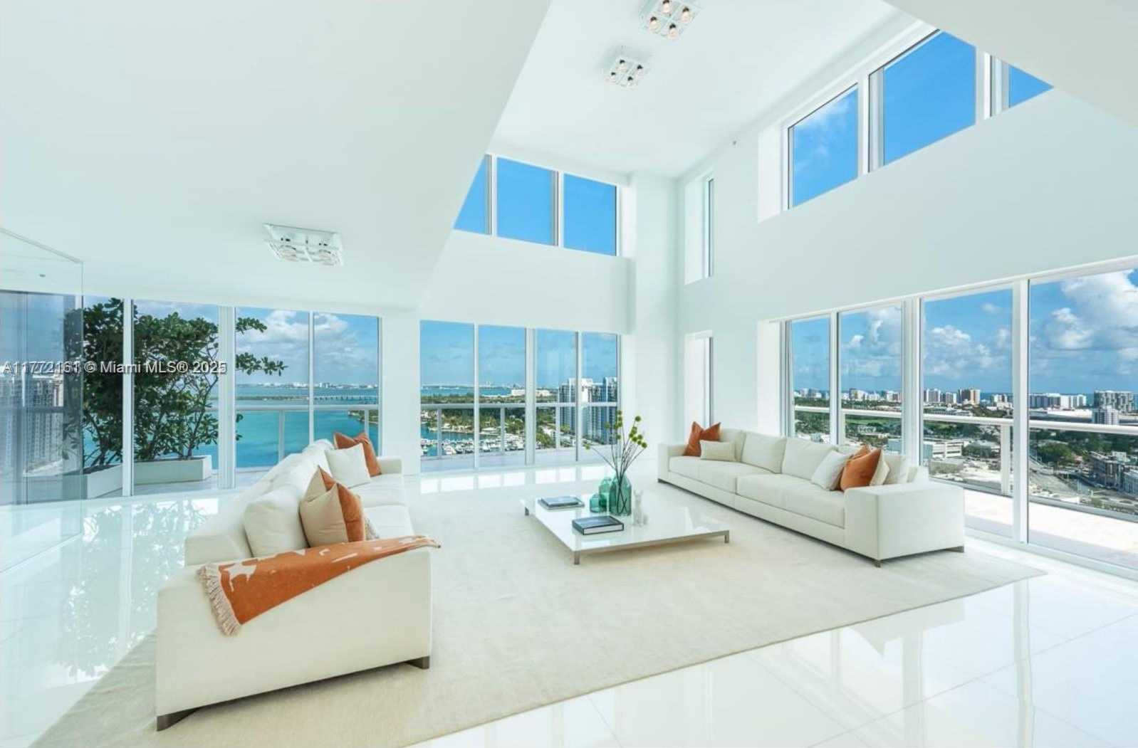 Small Image of 10 VENETIAN WAY #PH4, Miami Beach Number 4