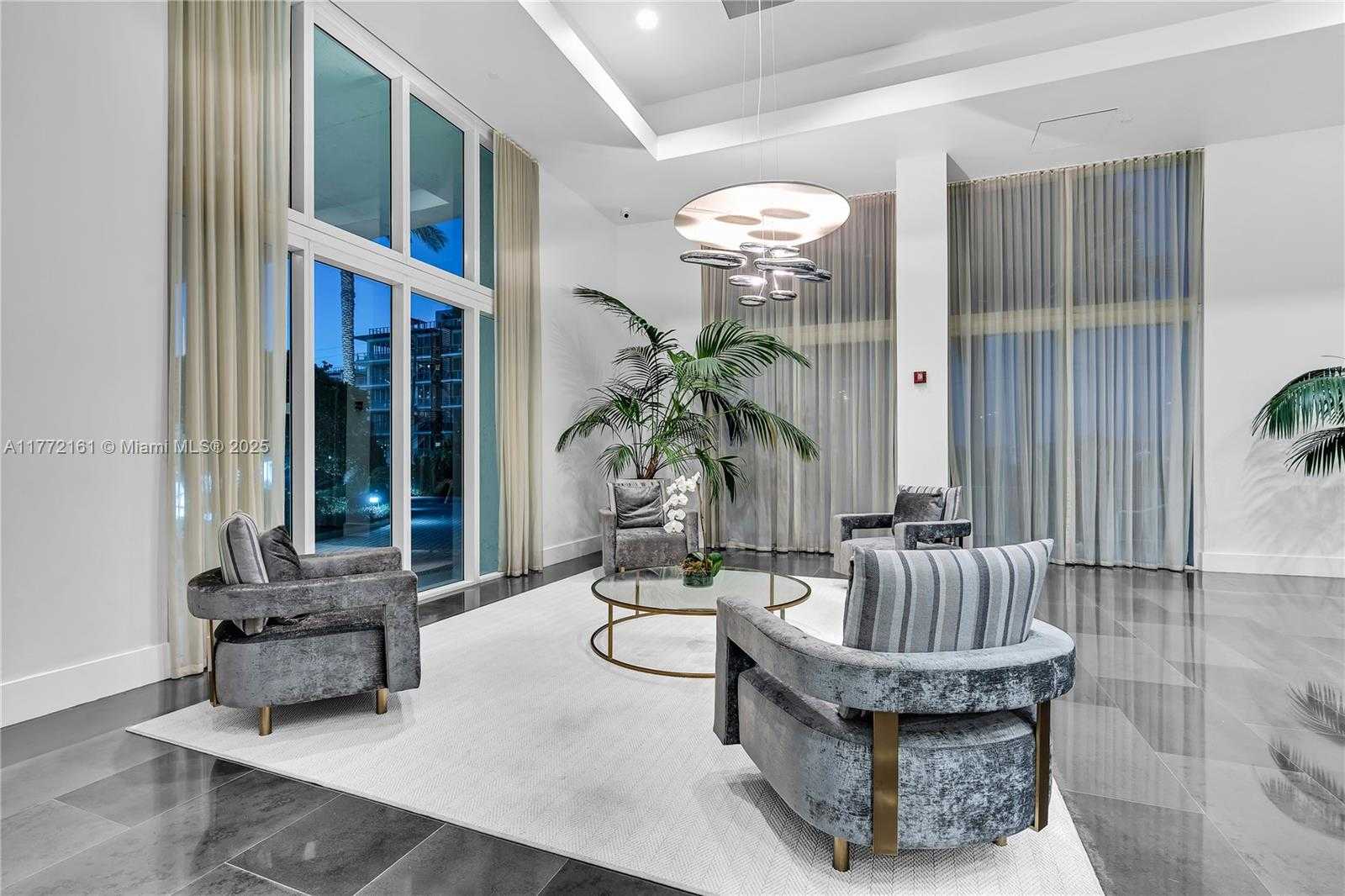 Small Image of 10 VENETIAN WAY #PH4, Miami Beach Number 45