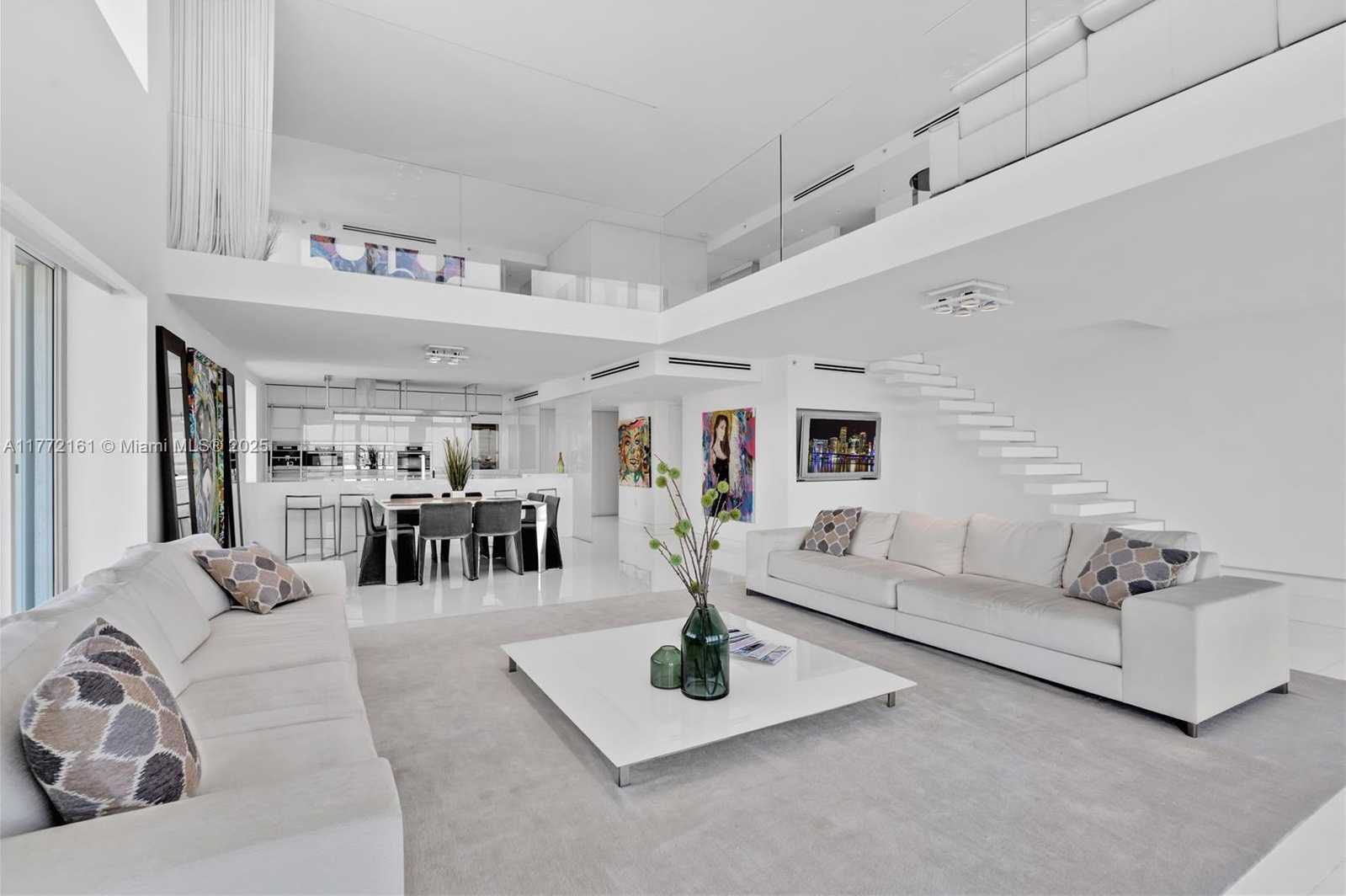 Small Image of 10 VENETIAN WAY #PH4, Miami Beach Number 5