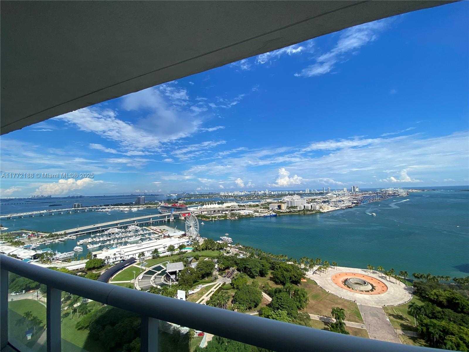Small Image of 50 BISCAYNE BLVD #3508, Miami Number 2