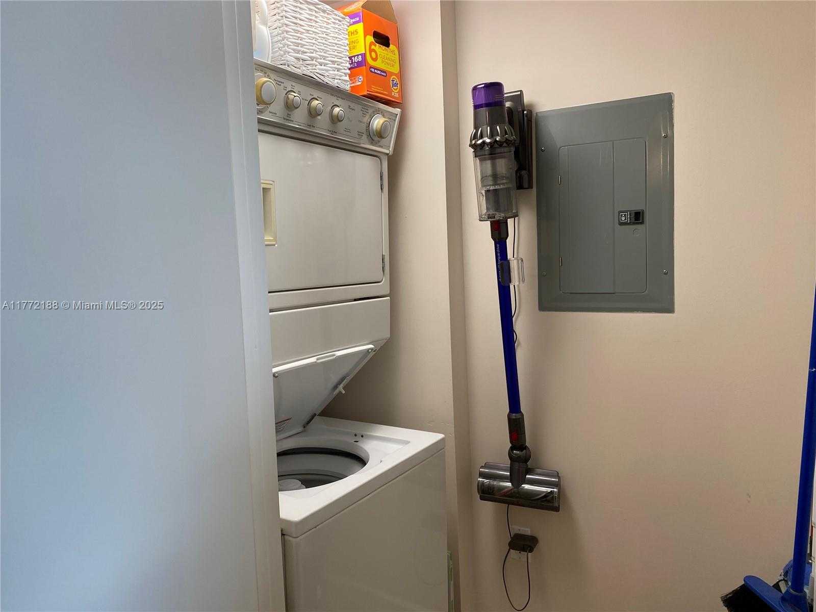 Small Image of 50 BISCAYNE BLVD #3508, Miami Number 22
