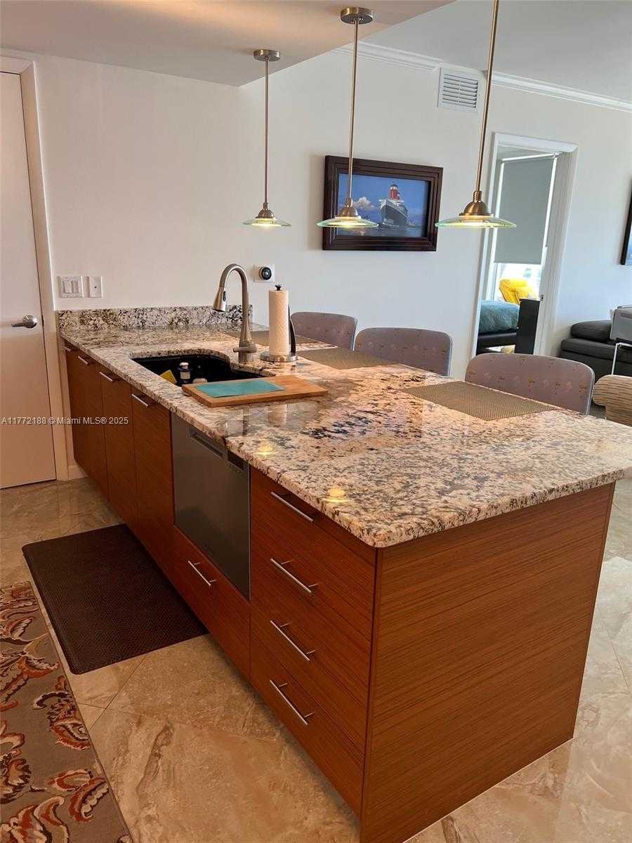 Small Image of 50 BISCAYNE BLVD #3508, Miami Number 6