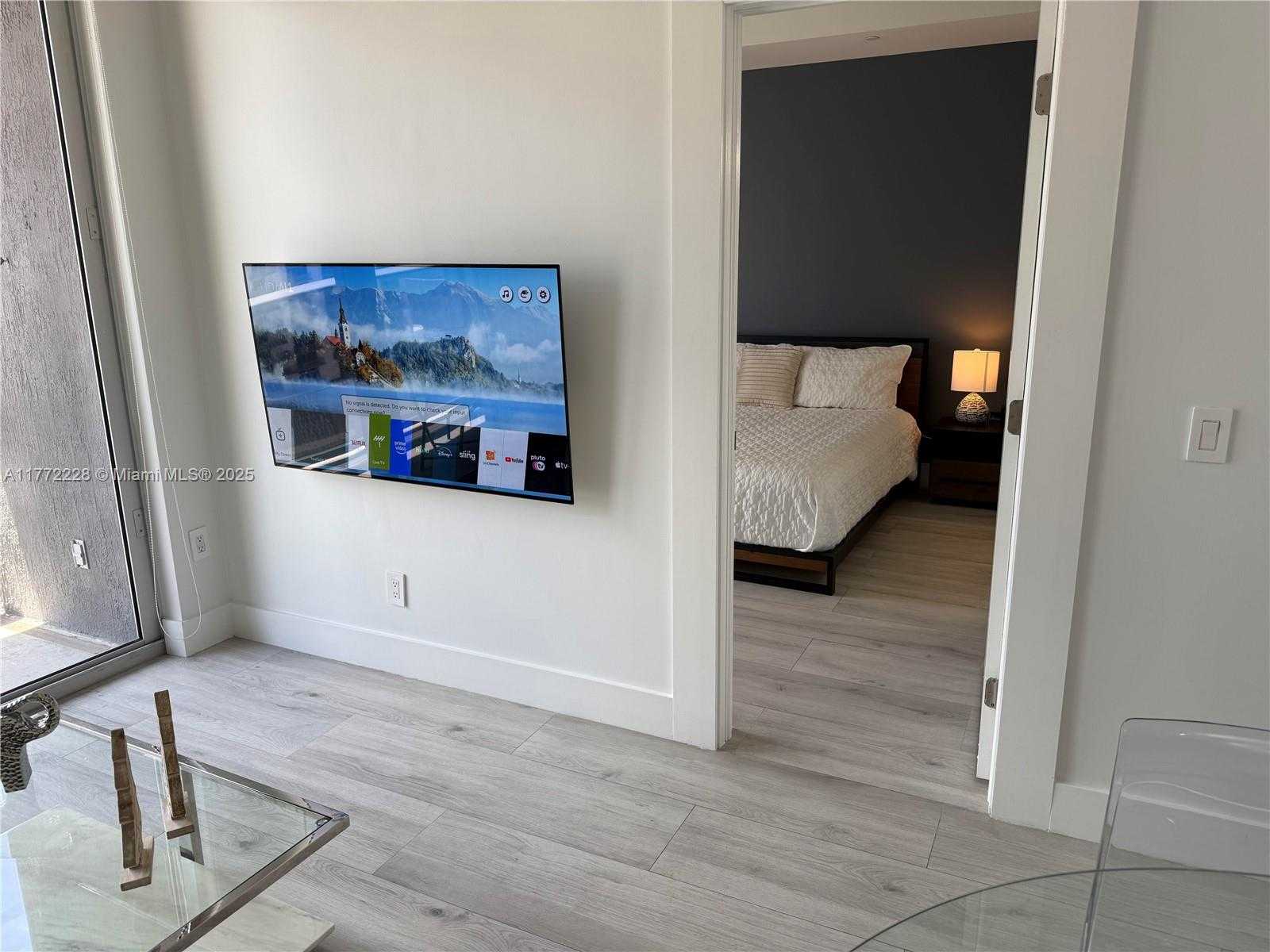 Small Image of 151 SOUTH EAST 1ST ST #2505, Miami Number 3