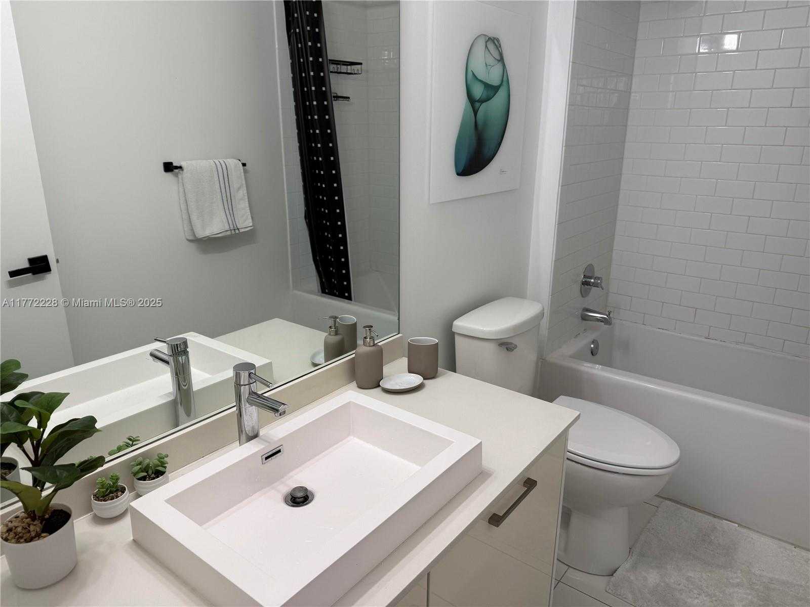 Small Image of 151 SOUTH EAST 1ST ST #2505, Miami Number 38