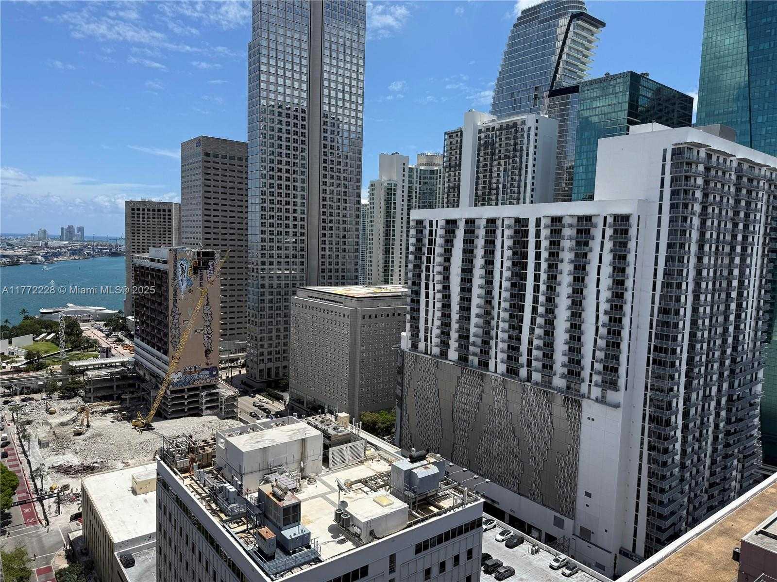 Small Image of 151 SOUTH EAST 1ST ST #2505, Miami Number 57