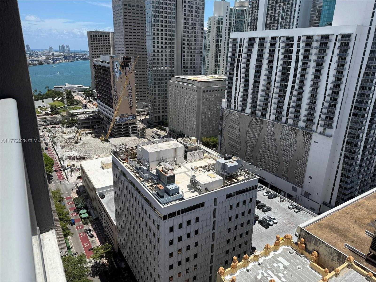 Small Image of 151 SOUTH EAST 1ST ST #2505, Miami Number 60