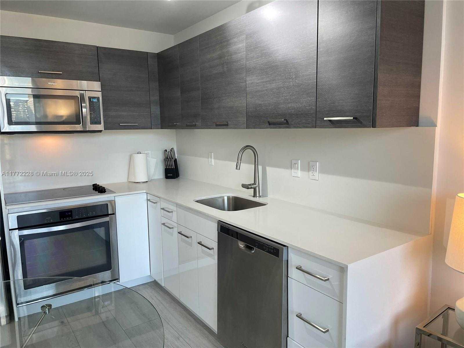 Small Image of 151 SOUTH EAST 1ST ST #2505, Miami Number 7