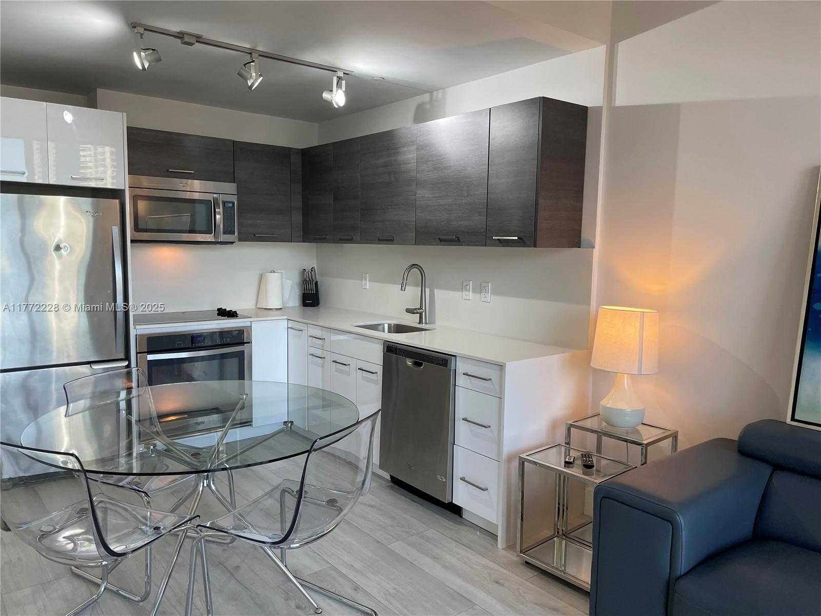 Small Image of 151 SOUTH EAST 1ST ST #2505, Miami Number 8