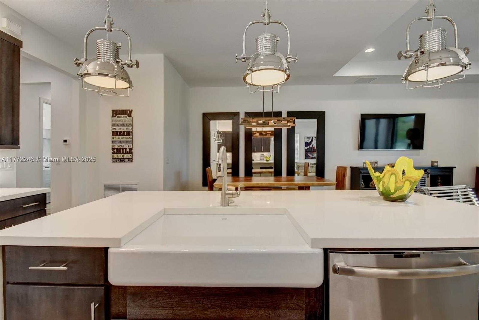 Small Image of 3784 NORTH WEST 89TH WAY, Coral Springs Number 11