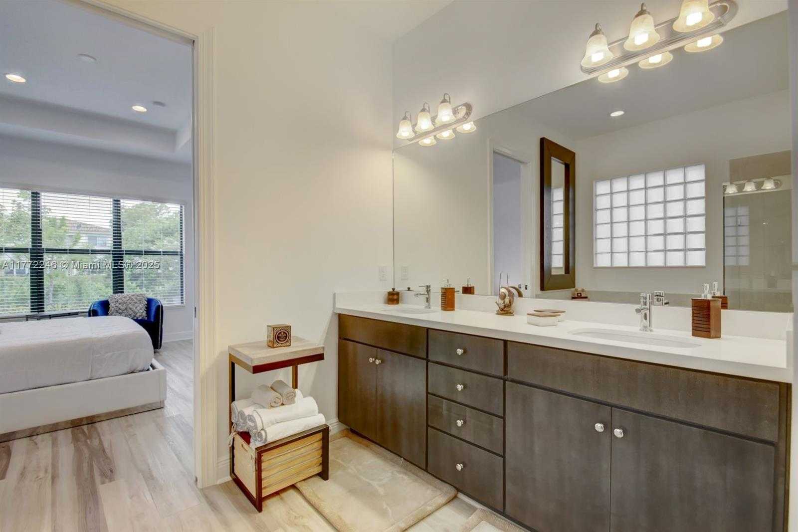 Small Image of 3784 NORTH WEST 89TH WAY, Coral Springs Number 24