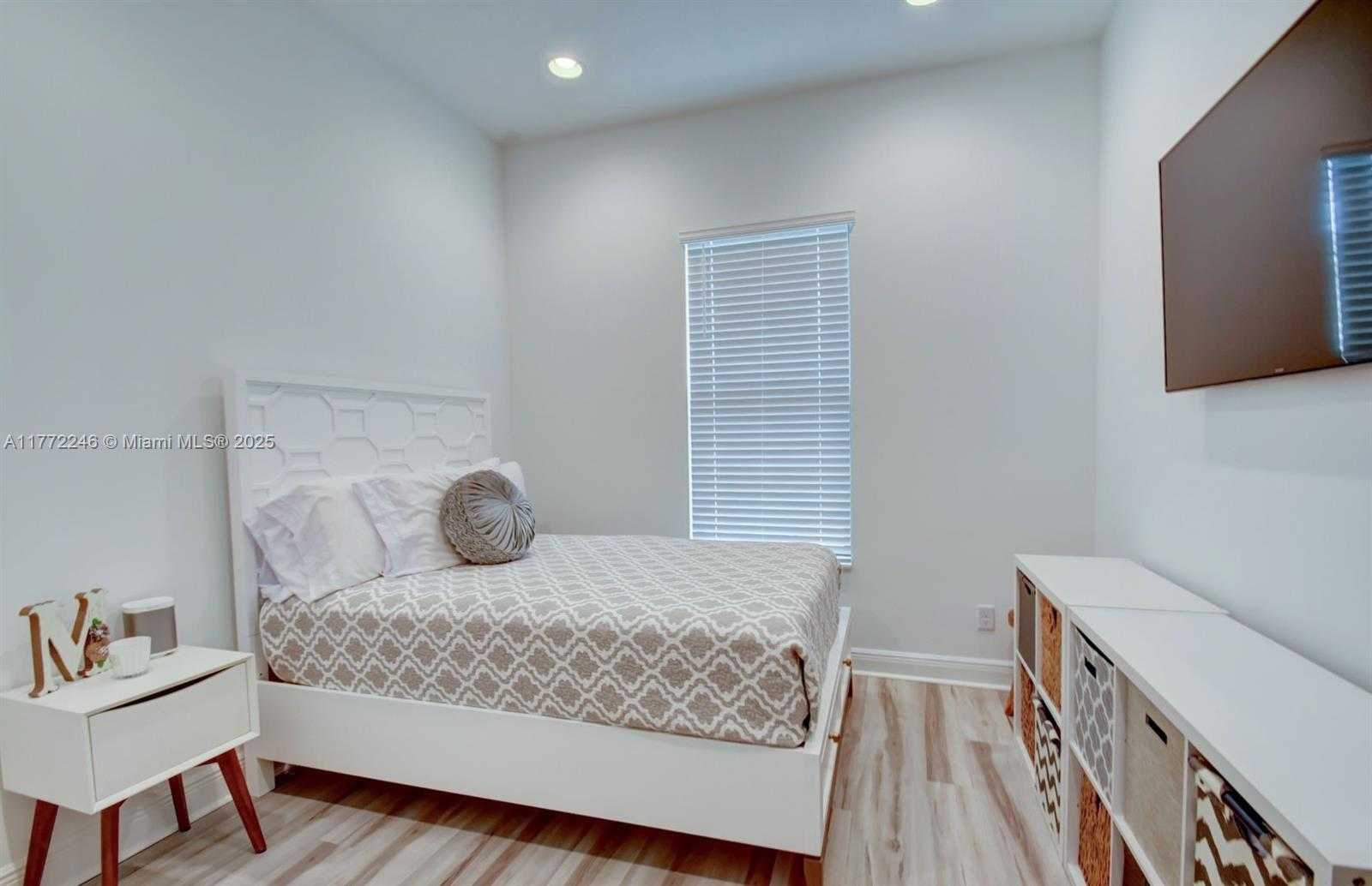 Small Image of 3784 NORTH WEST 89TH WAY, Coral Springs Number 25