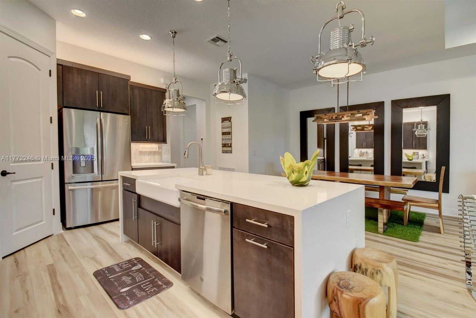 Small Image of 3784 NORTH WEST 89TH WAY, Coral Springs Number 4