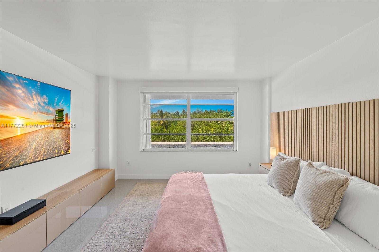 Small Image of 155 OCEAN LANE DR #208, Key Biscayne Number 13