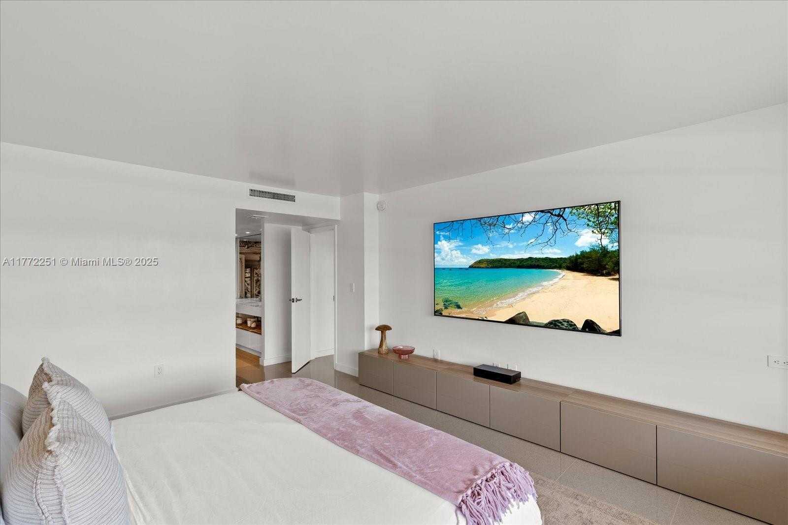 Small Image of 155 OCEAN LANE DR #208, Key Biscayne Number 17