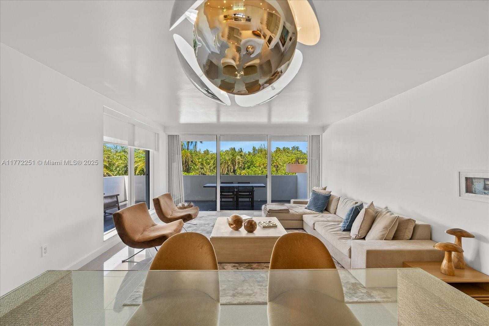 Small Image of 155 OCEAN LANE DR #208, Key Biscayne Number 6