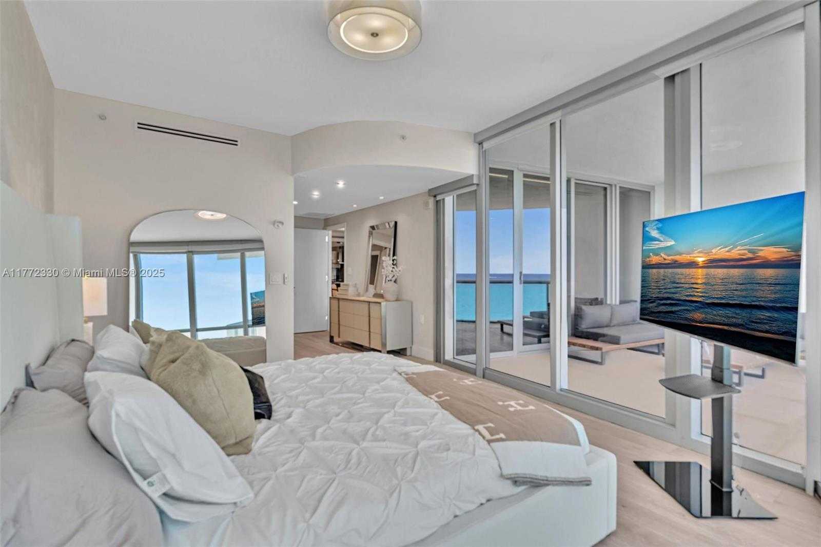 Small Image of 17121 COLLINS AVE #1604, Sunny Isles Beach Number 16