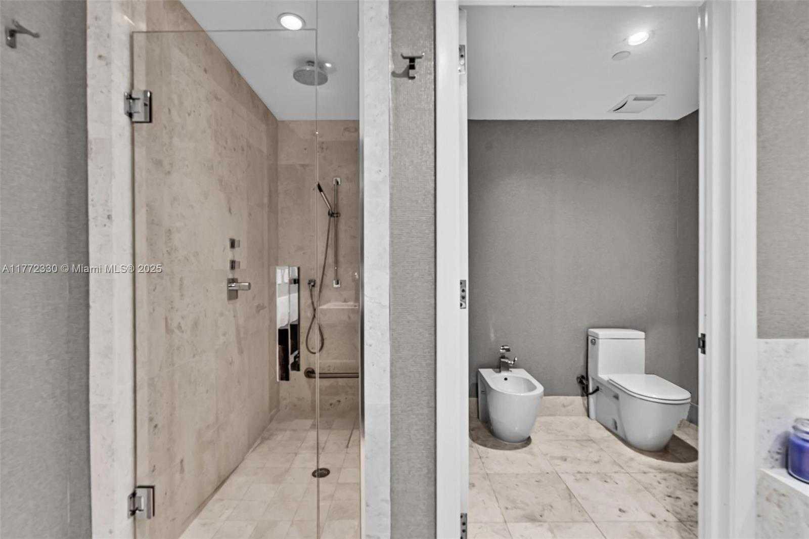 Small Image of 17121 COLLINS AVE #1604, Sunny Isles Beach Number 21