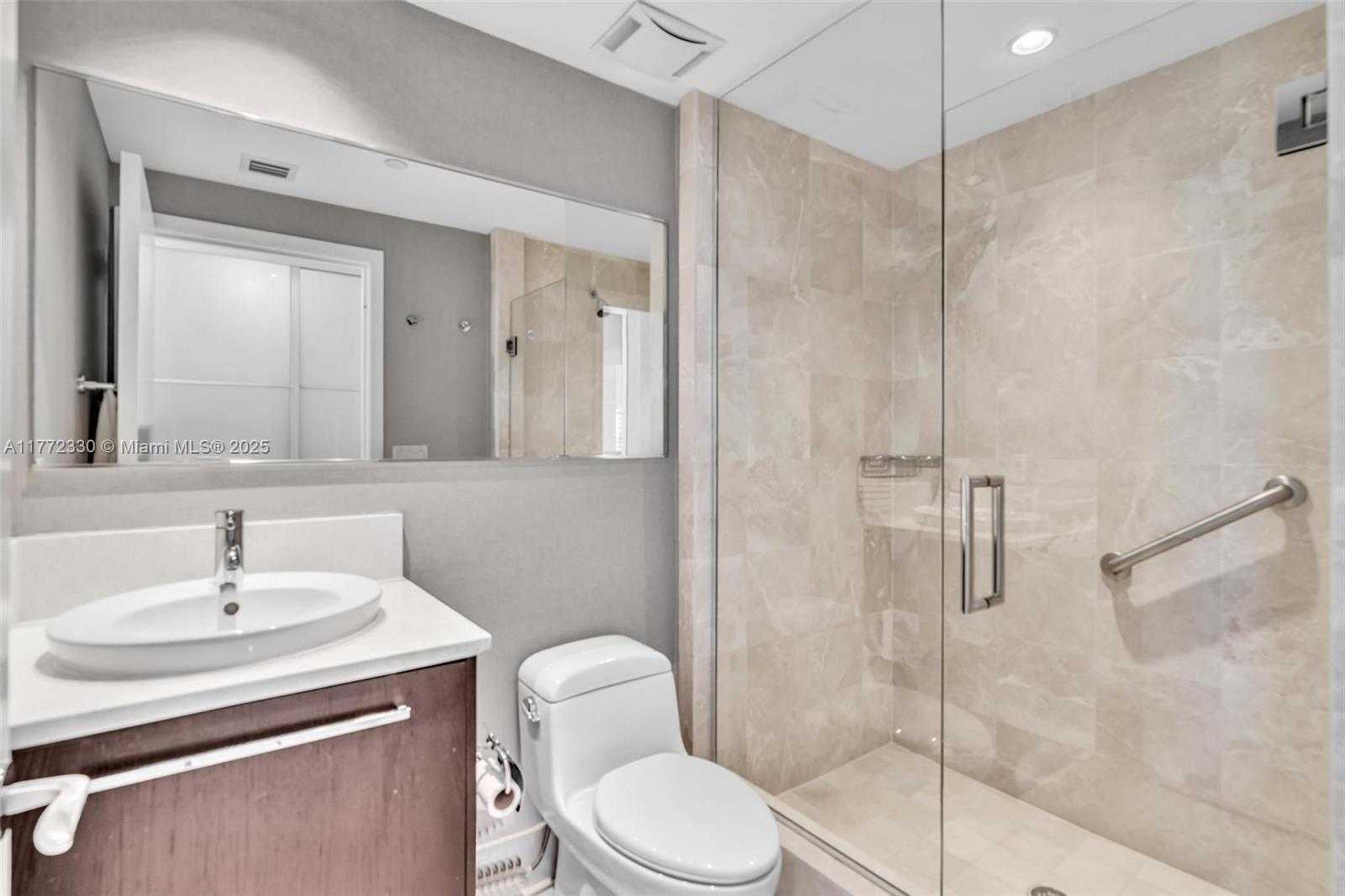 Small Image of 17121 COLLINS AVE #1604, Sunny Isles Beach Number 27