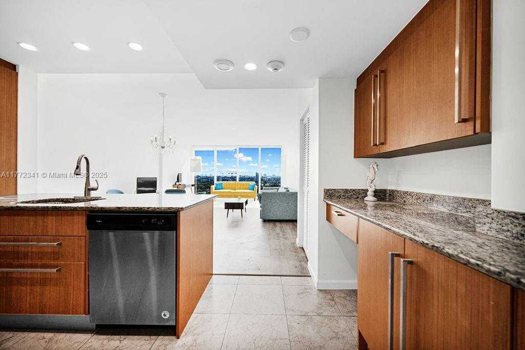 Small Image of 10275 COLLINS AVE #1128, Bal Harbour Number 15