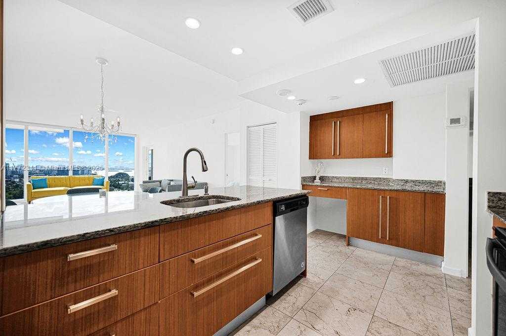 Small Image of 10275 COLLINS AVE #1128, Bal Harbour Number 16