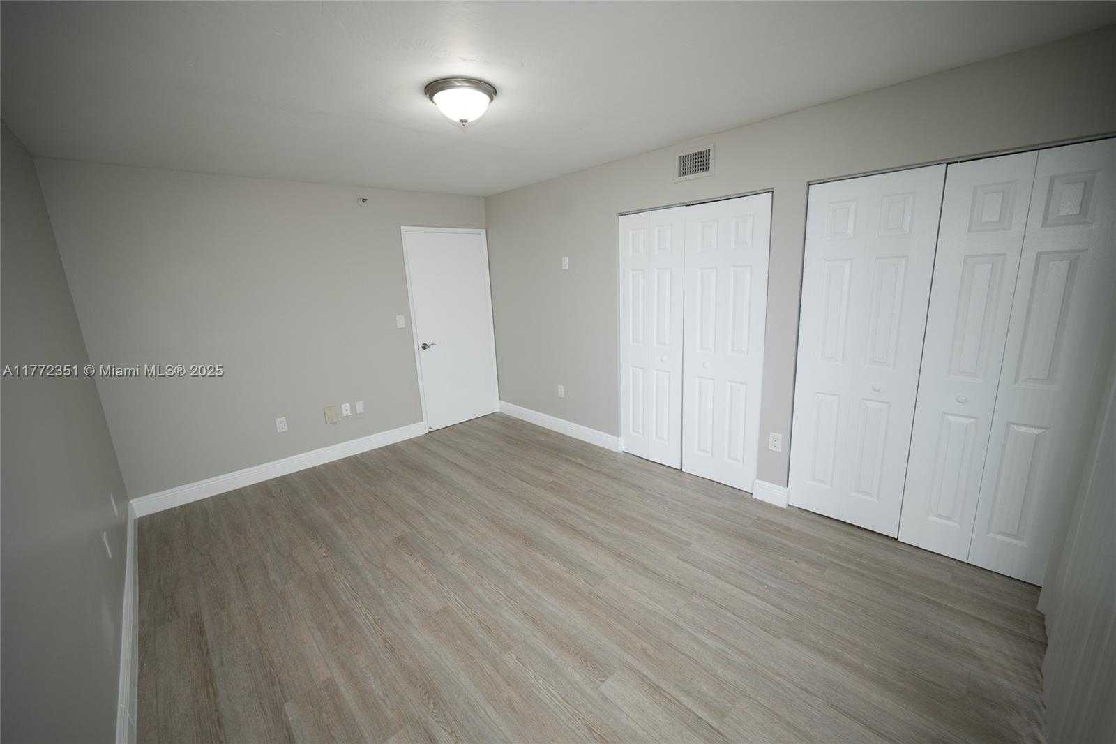 Small Image of 7832 COLLINS AVE #406, Miami Beach Number 20