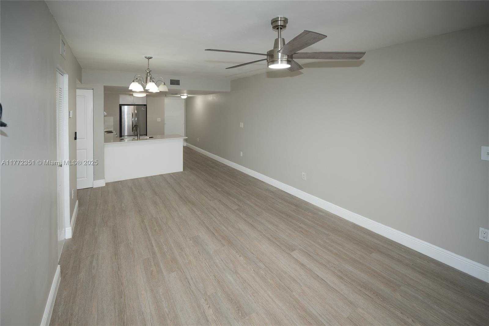 Small Image of 7832 COLLINS AVE #406, Miami Beach Number 21