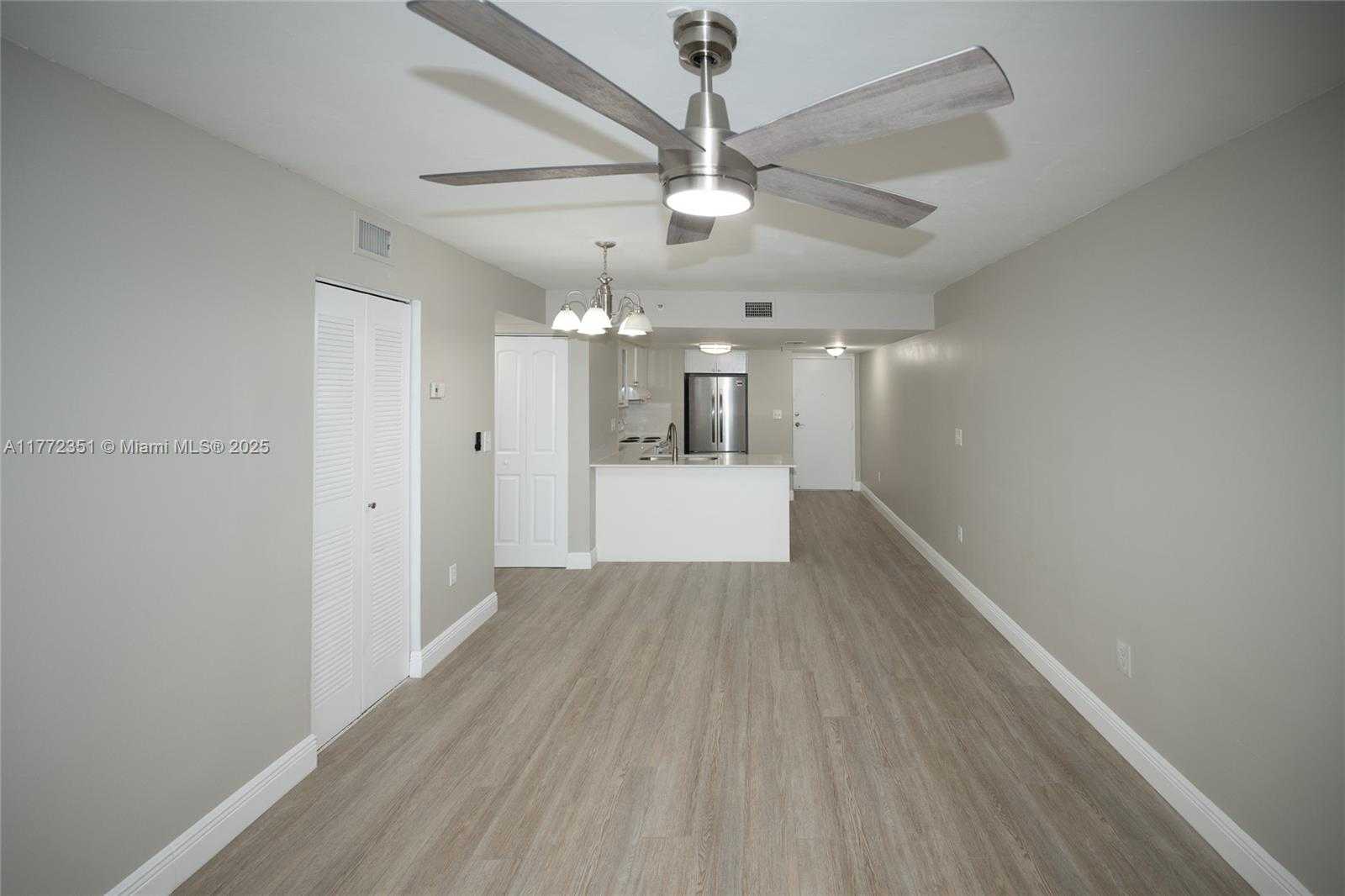Small Image of 7832 COLLINS AVE #406, Miami Beach Number 22