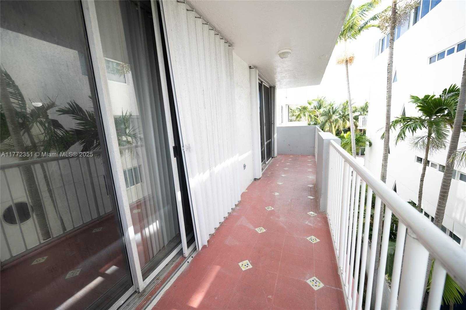 Small Image of 7832 COLLINS AVE #406, Miami Beach Number 24