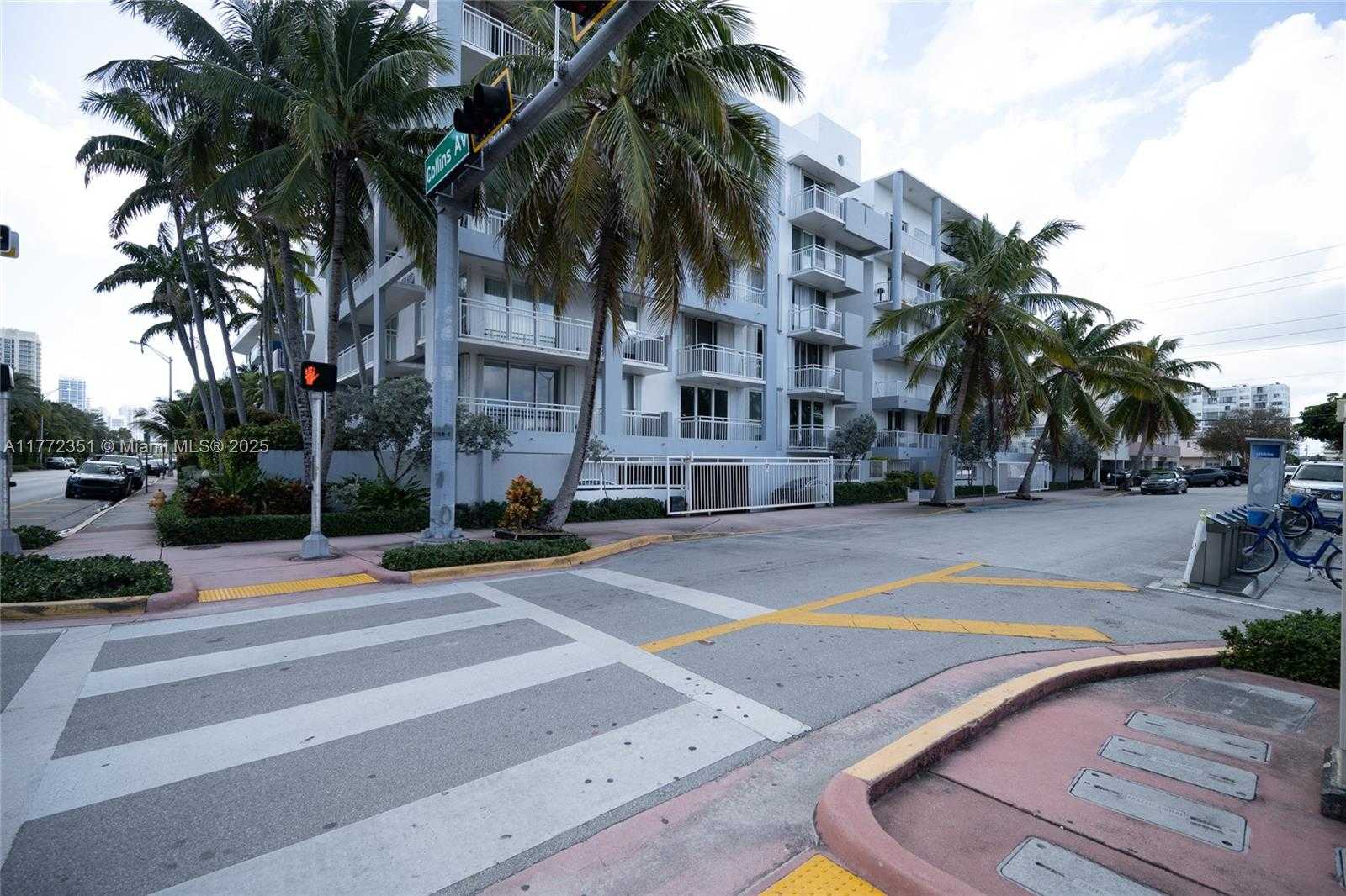 Small Image of 7832 COLLINS AVE #406, Miami Beach Number 32