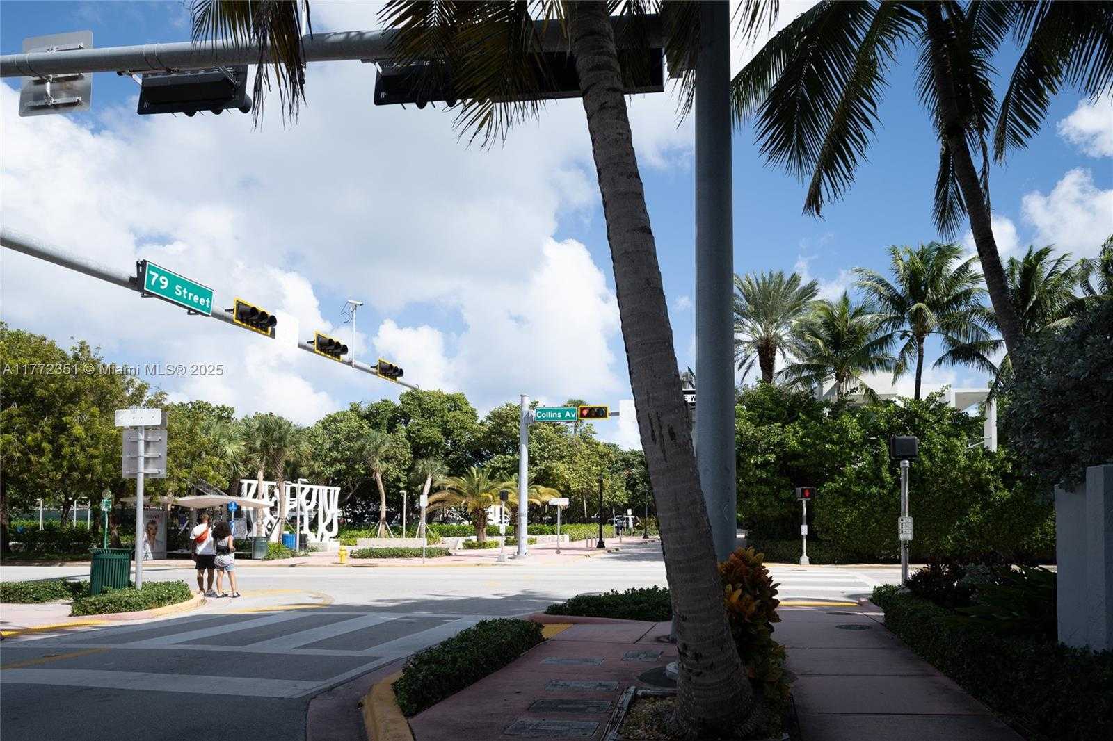 Small Image of 7832 COLLINS AVE #406, Miami Beach Number 39