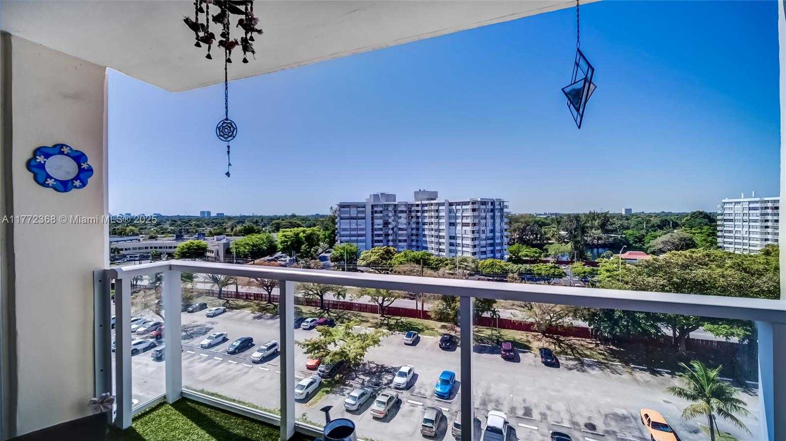 Small Image of 1351 NORTH EAST MIAMI GARDENS DR #813 E, Miami Number 18