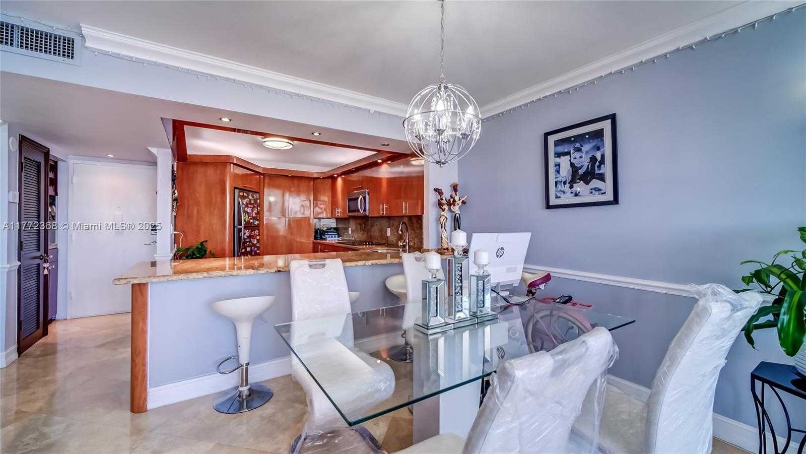 Small Image of 1351 NORTH EAST MIAMI GARDENS DR #813 E, Miami Number 9