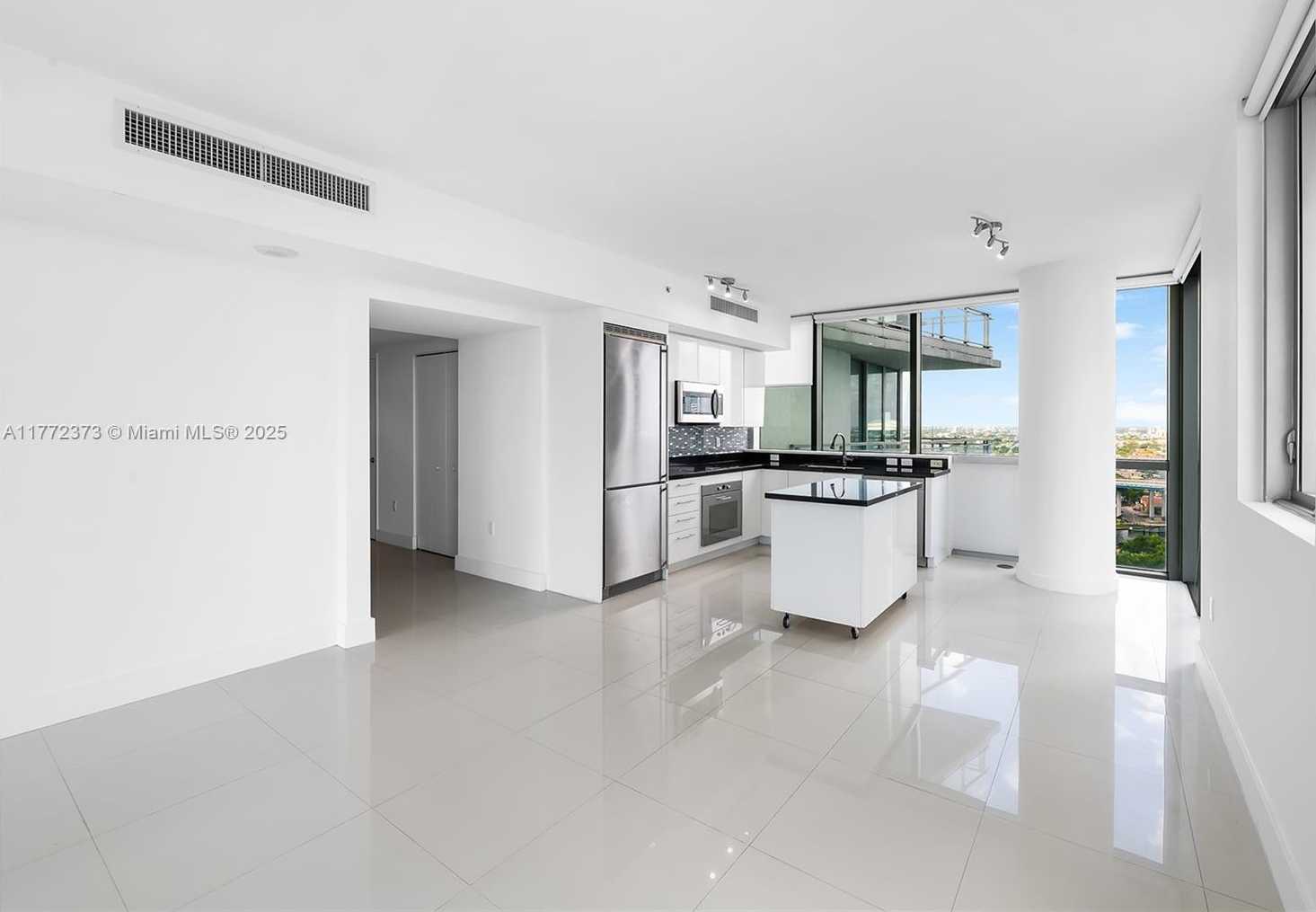 Small Image of 92 SOUTH WEST 3RD ST #2110, Miami Number 2