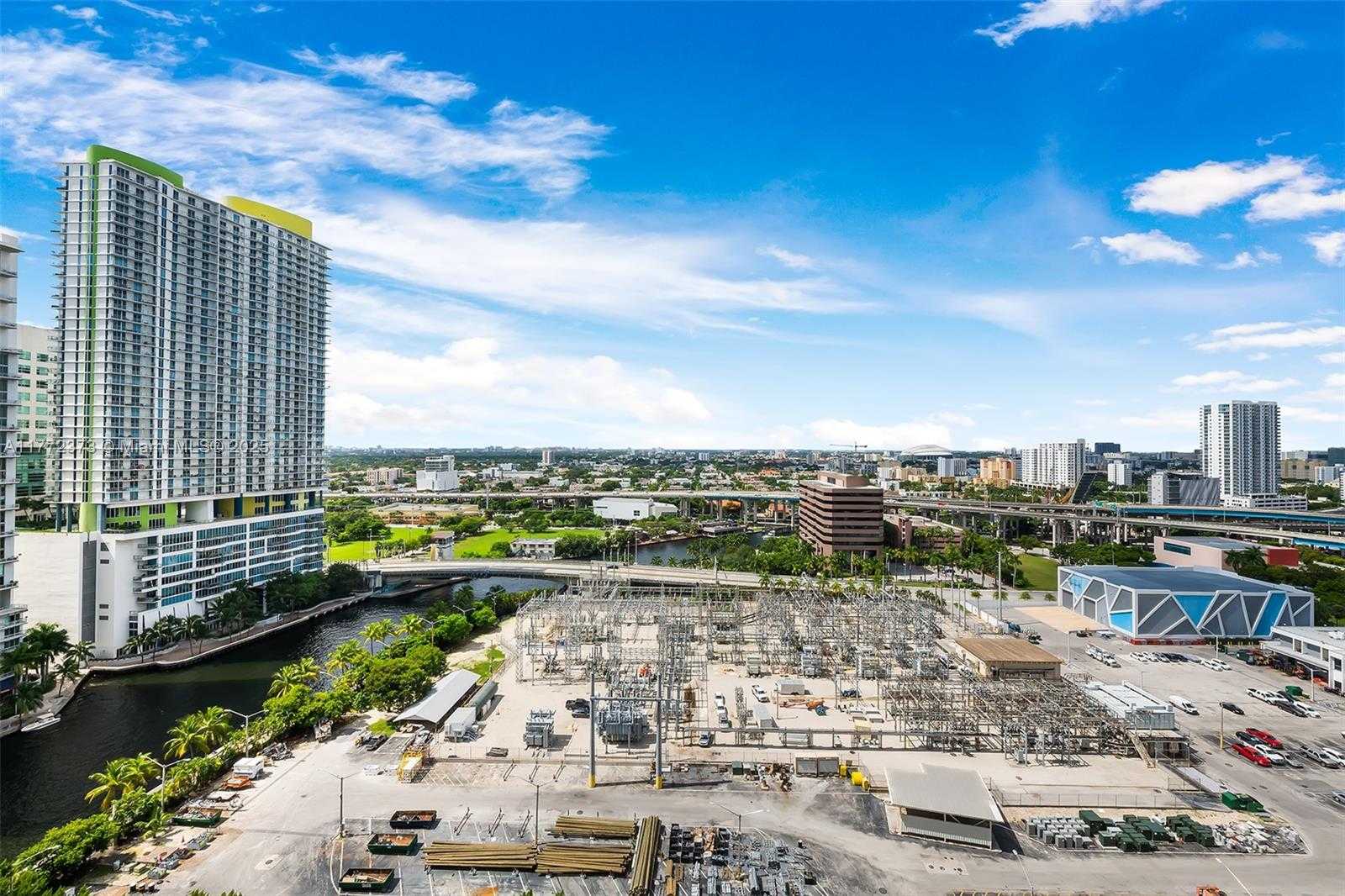 Small Image of 92 SOUTH WEST 3RD ST #2110, Miami Number 21