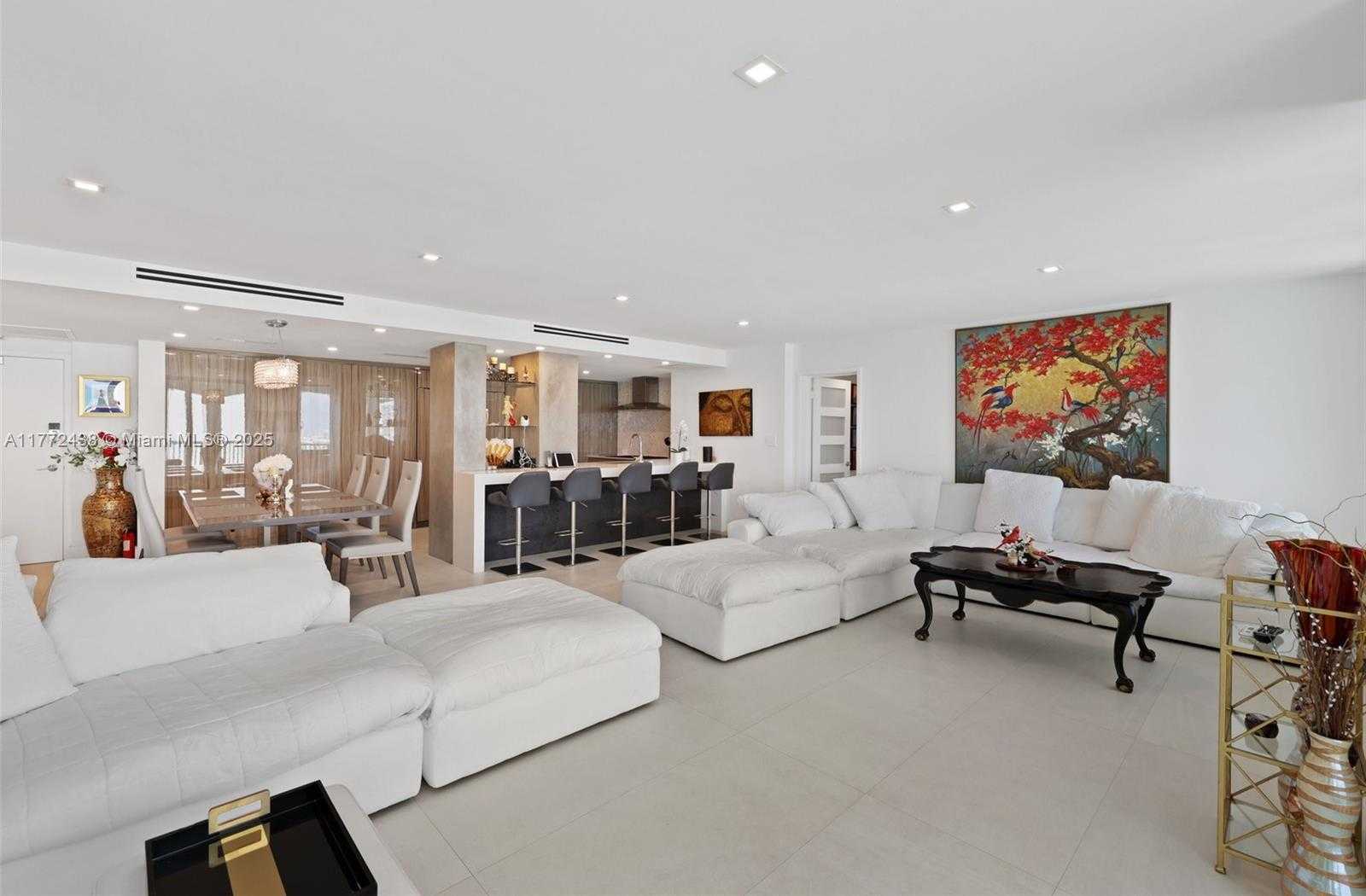 Small Image of 5401 COLLINS AVE #1407, Miami Beach Number 13