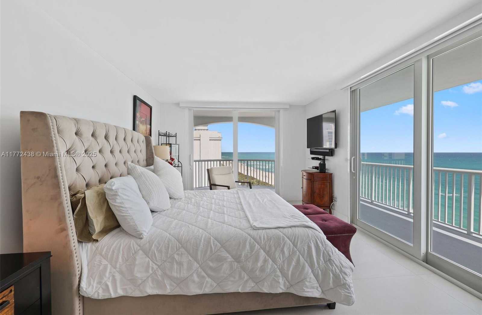 Small Image of 5401 COLLINS AVE #1407, Miami Beach Number 17