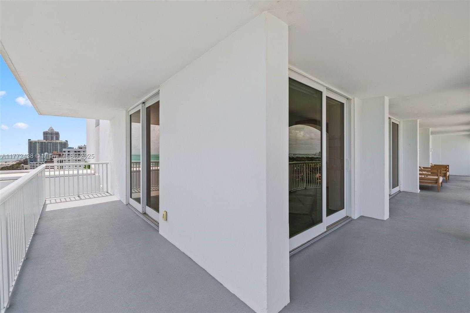 Small Image of 5401 COLLINS AVE #1407, Miami Beach Number 34