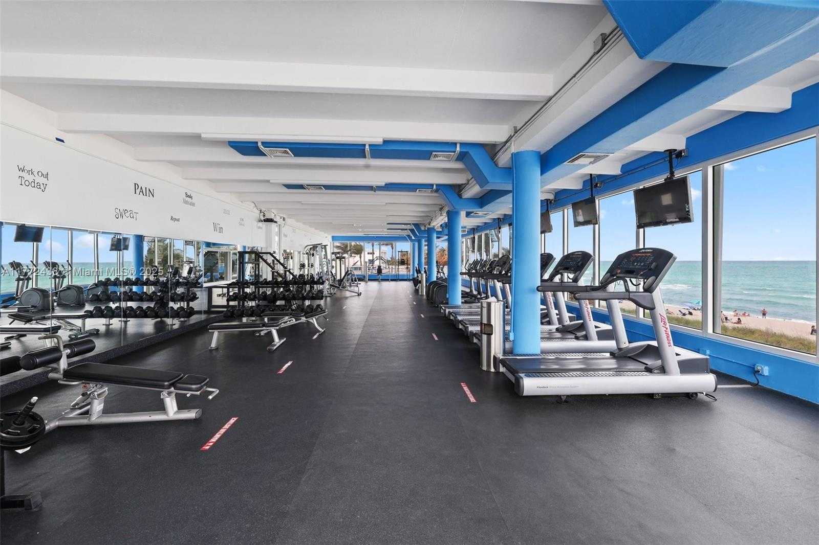Small Image of 5401 COLLINS AVE #1407, Miami Beach Number 37