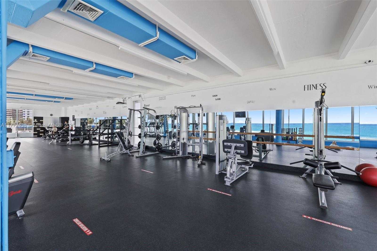 Small Image of 5401 COLLINS AVE #1407, Miami Beach Number 38