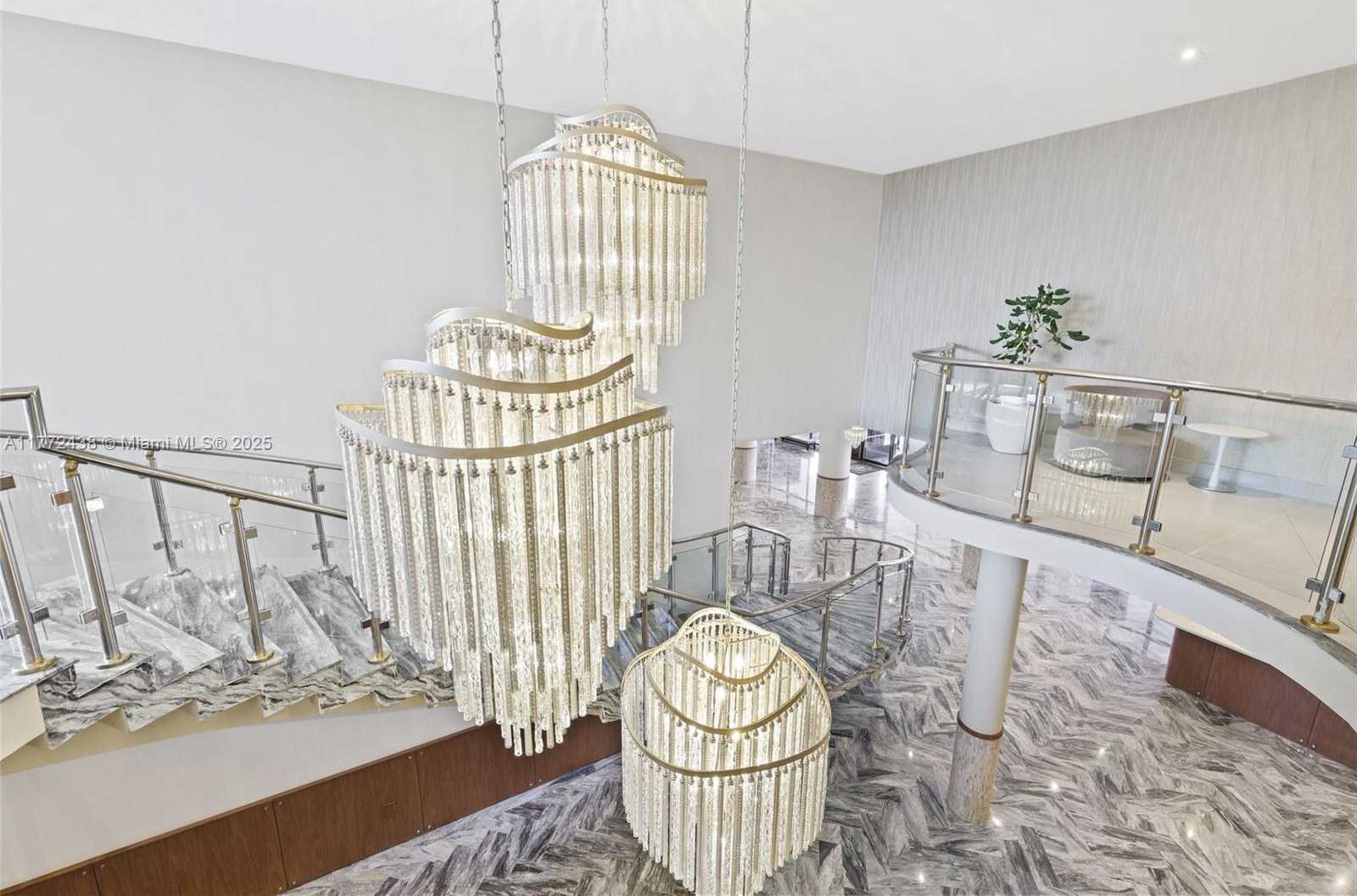 Small Image of 5401 COLLINS AVE #1407, Miami Beach Number 40